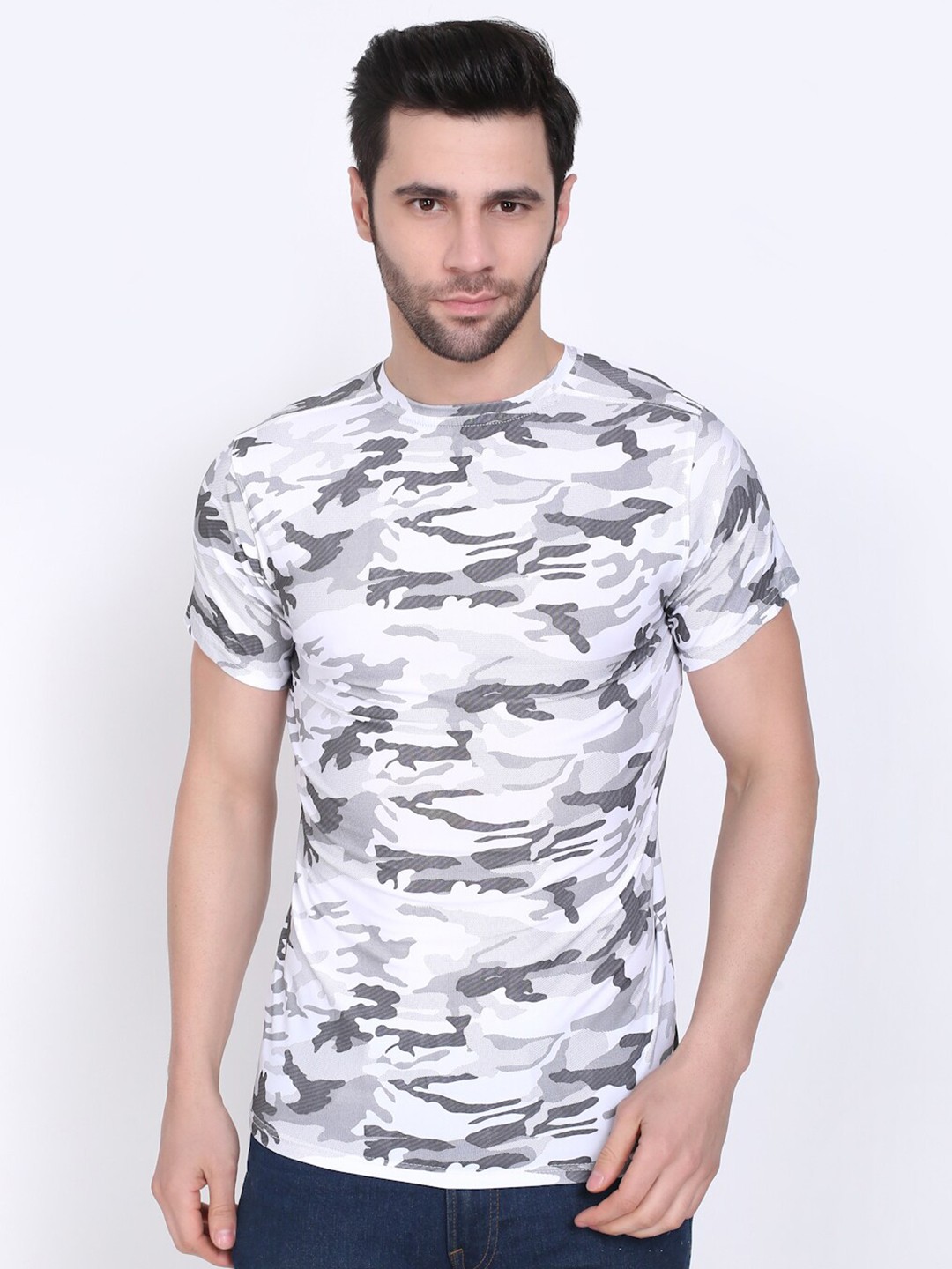 

Camey Men White & Grey Camouflage Printed T-shirt