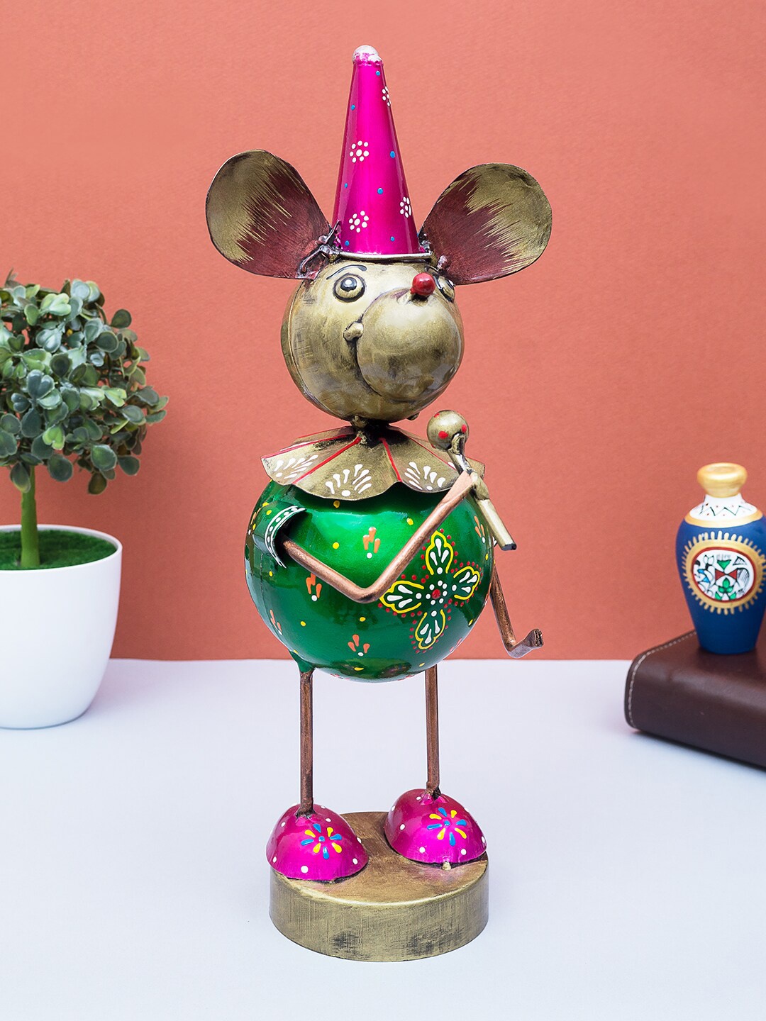 

Golden Peacock Green & Pink Handcrafted Monkey Musician Decorative Showpiece