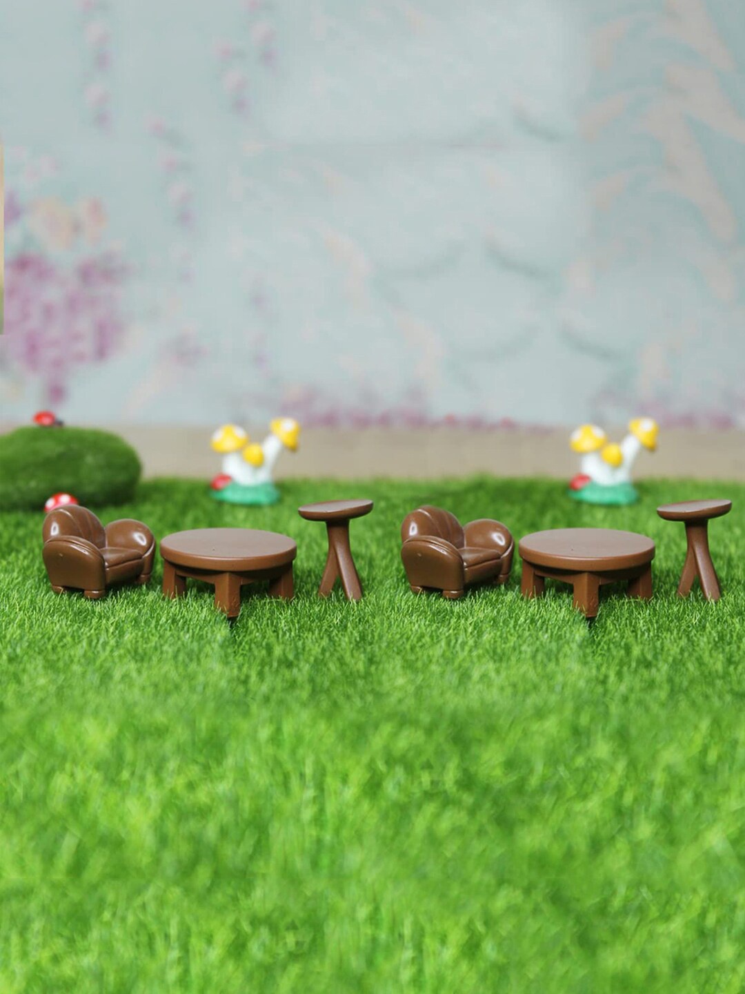 

Wonderland Brown Set of 6 Miniature Toys Garden Accessories