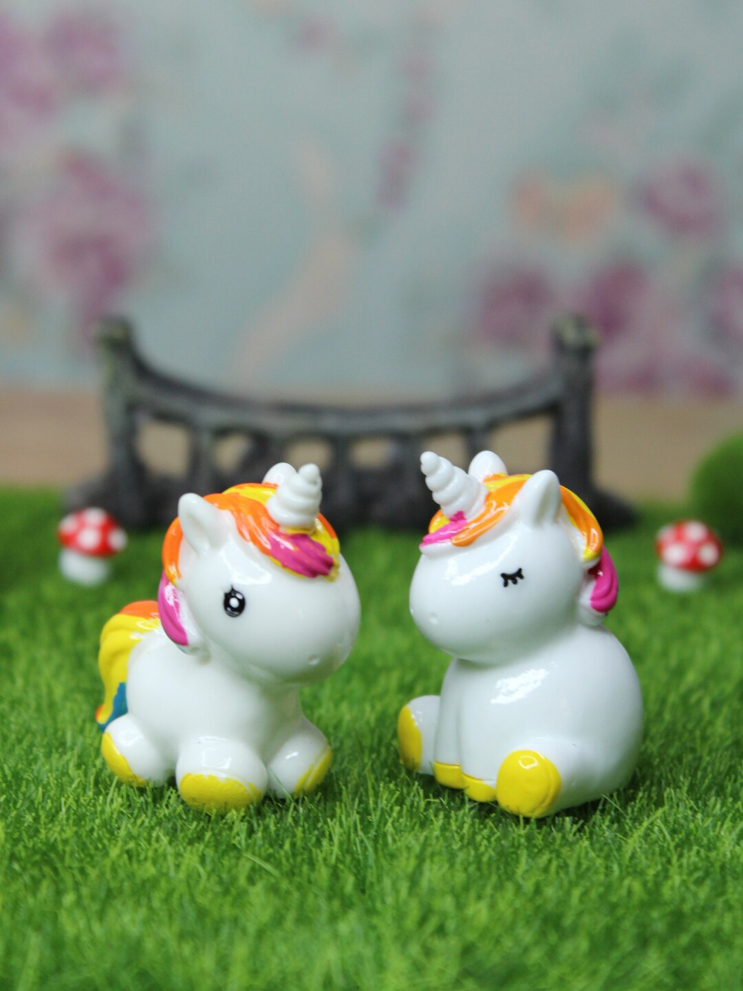 

Wonderland Set Of 2 White & Yellow Unicorn Miniature Toys Garden Accessory