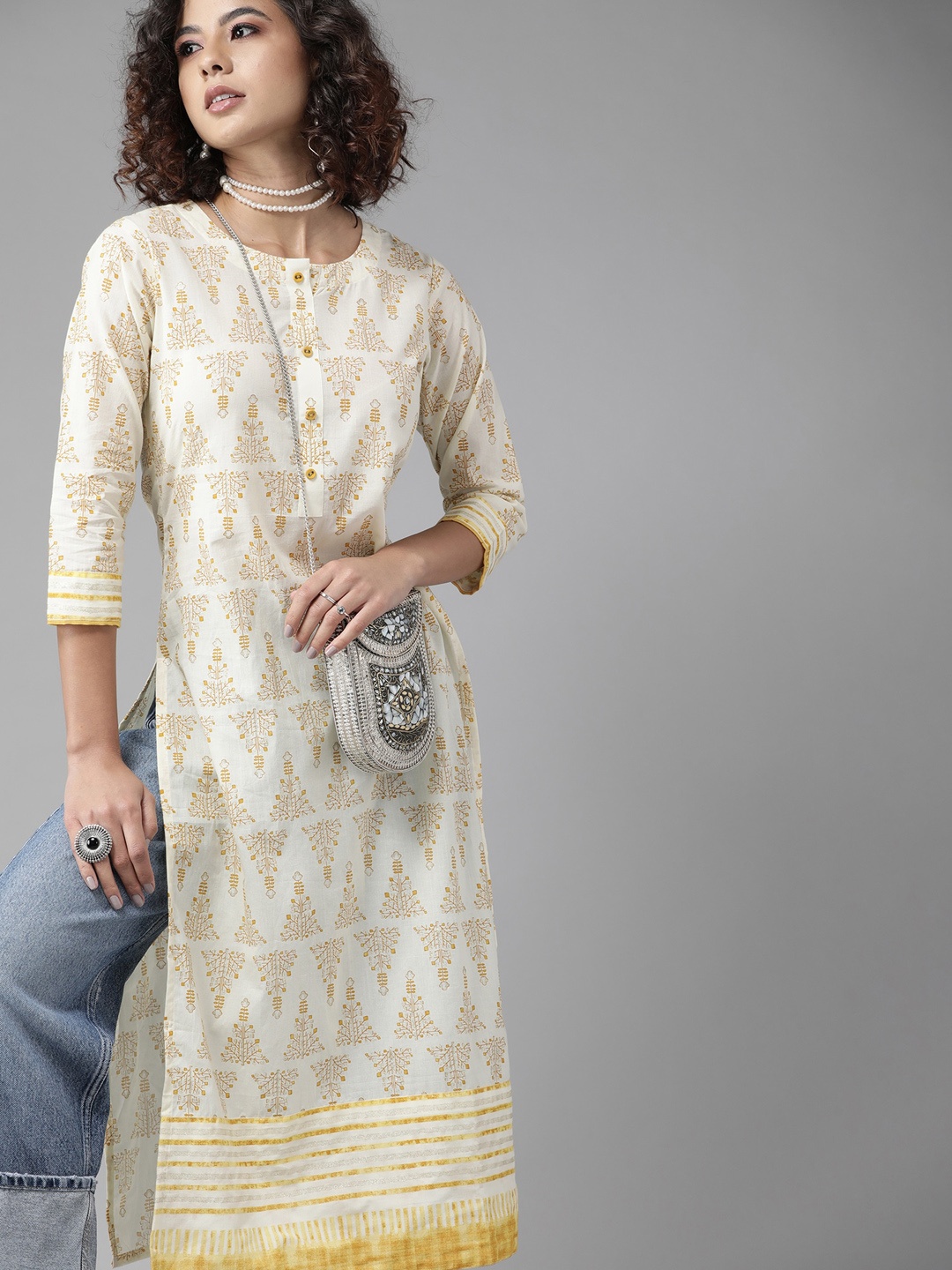 

Indo Era Women Off White Floral Printed Kurta