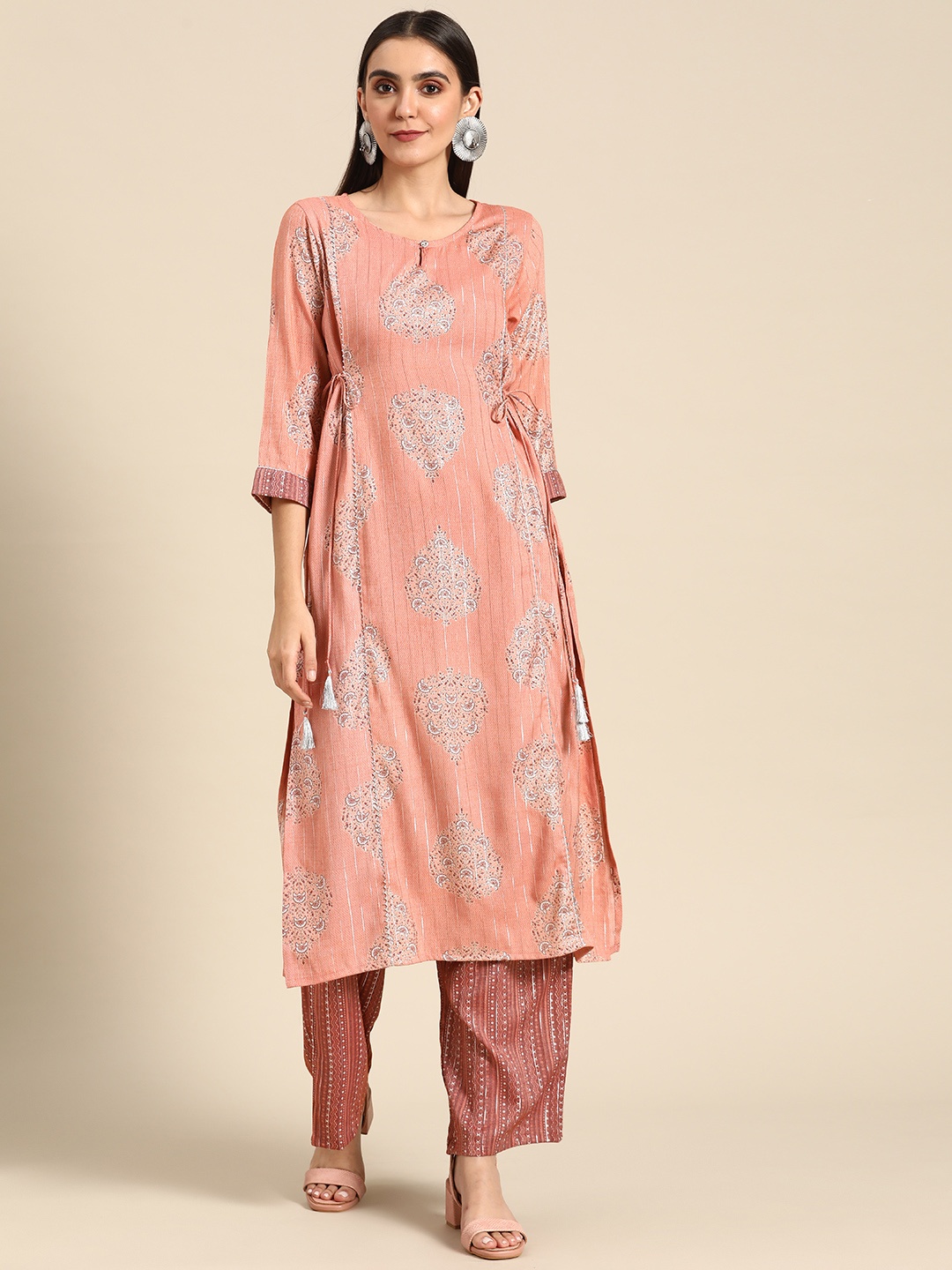 

RANGMAYEE Women Peach-Coloured Ethnic Motifs Printed Gotta Patti Liva Kurta with Palazzos