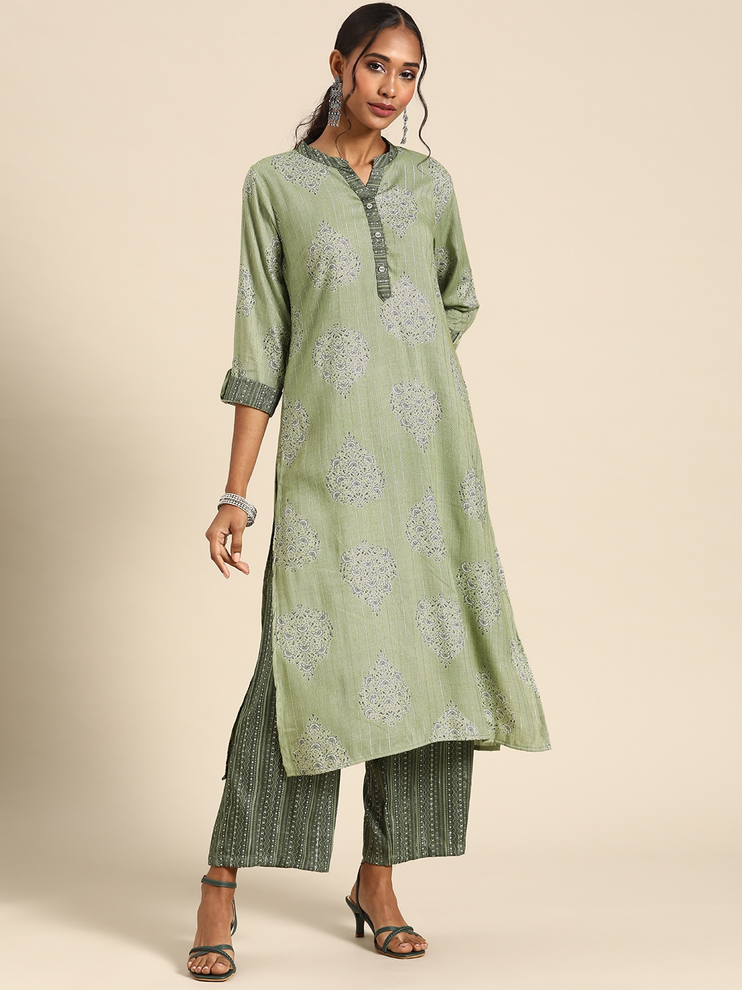 

RANGMAYEE Women Green Ethnic Motifs Printed Liva Kurta with Palazzos