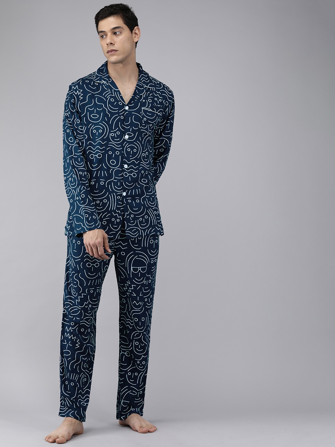 

THE BEAR HOUSE Men Blue & White Graphic Printed Pyjama Set