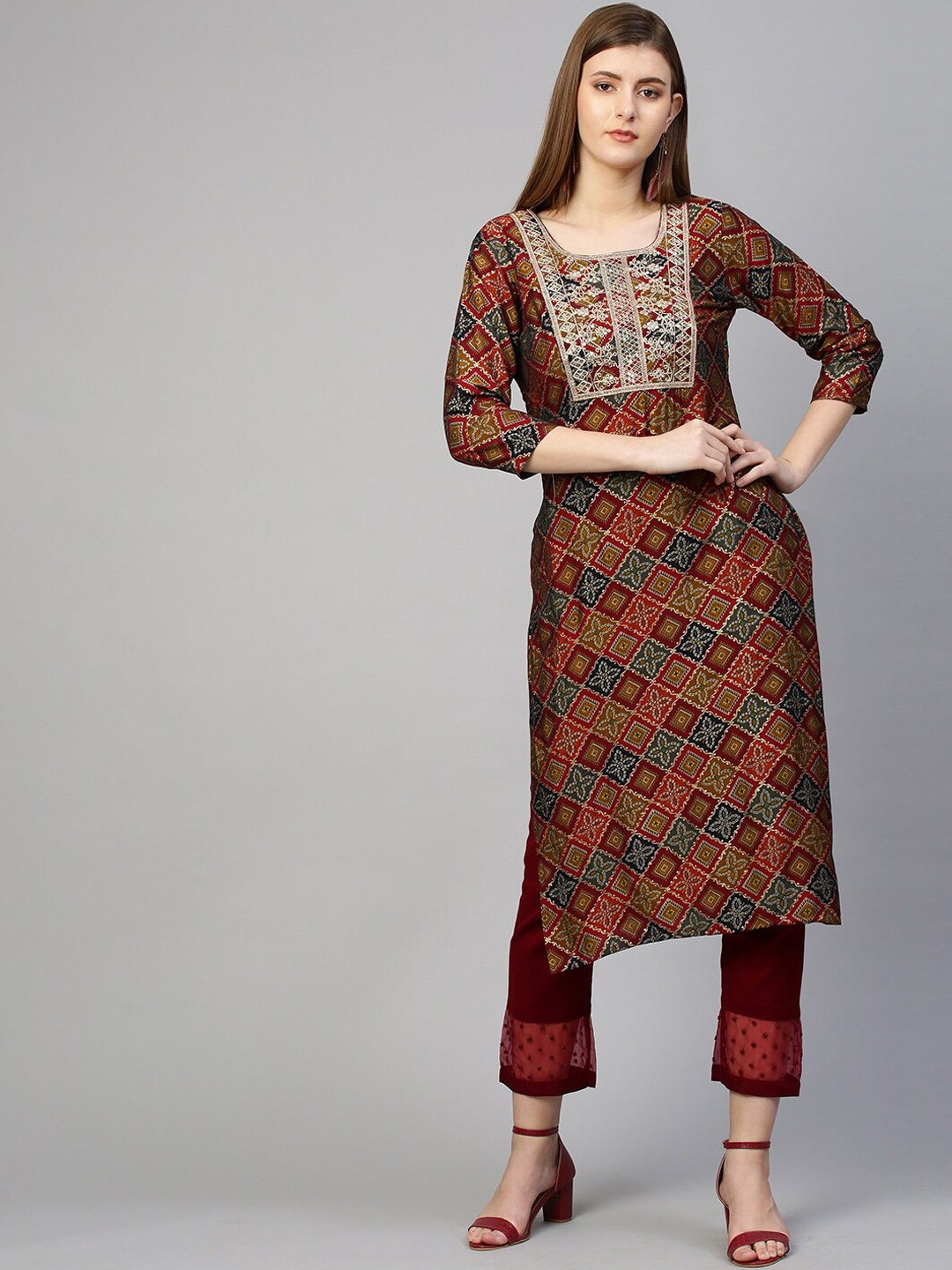 

FASHOR Women Maroon & Khaki Ethnic Motifs Zari Embroidered Printed Kurta
