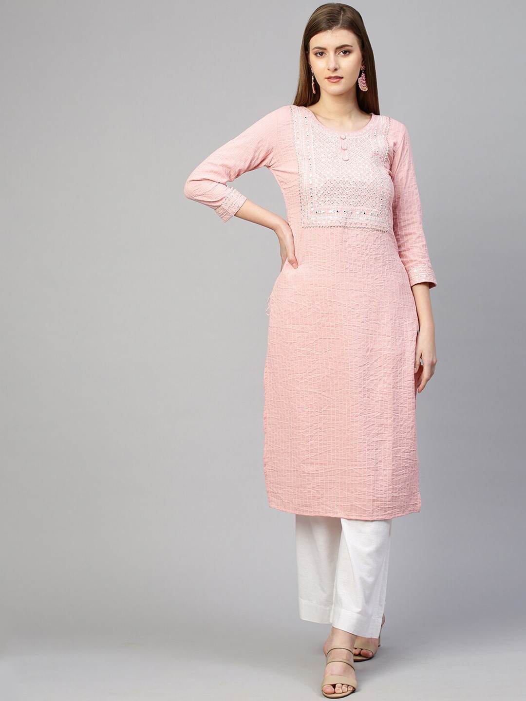 

FASHOR Women Peach-Coloured Yoke Design Thread Work Kurta