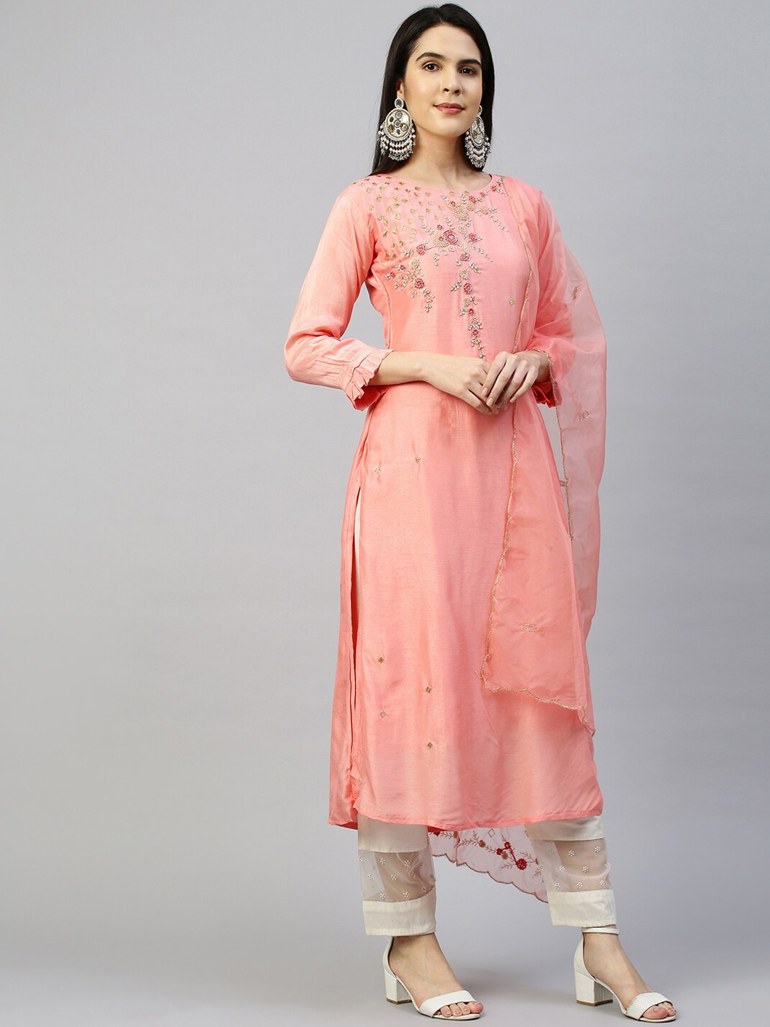 

FASHOR Women Pink Embroidered Kurta