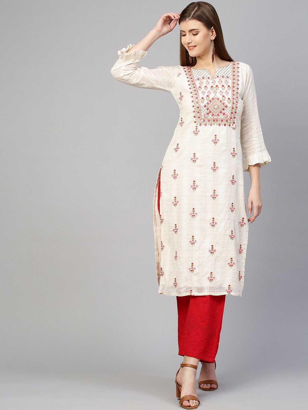 

FASHOR Women White Embroidered Chikankari Kurta