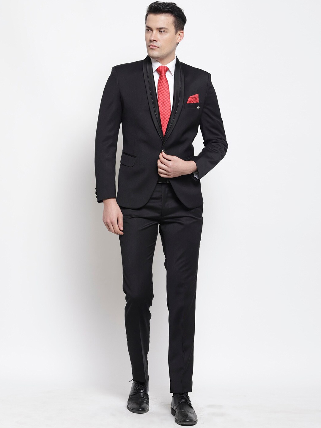 

LUXURAZI Men Black Solid Single-Breasted Slim-Fit 2-Piece Formal Suit