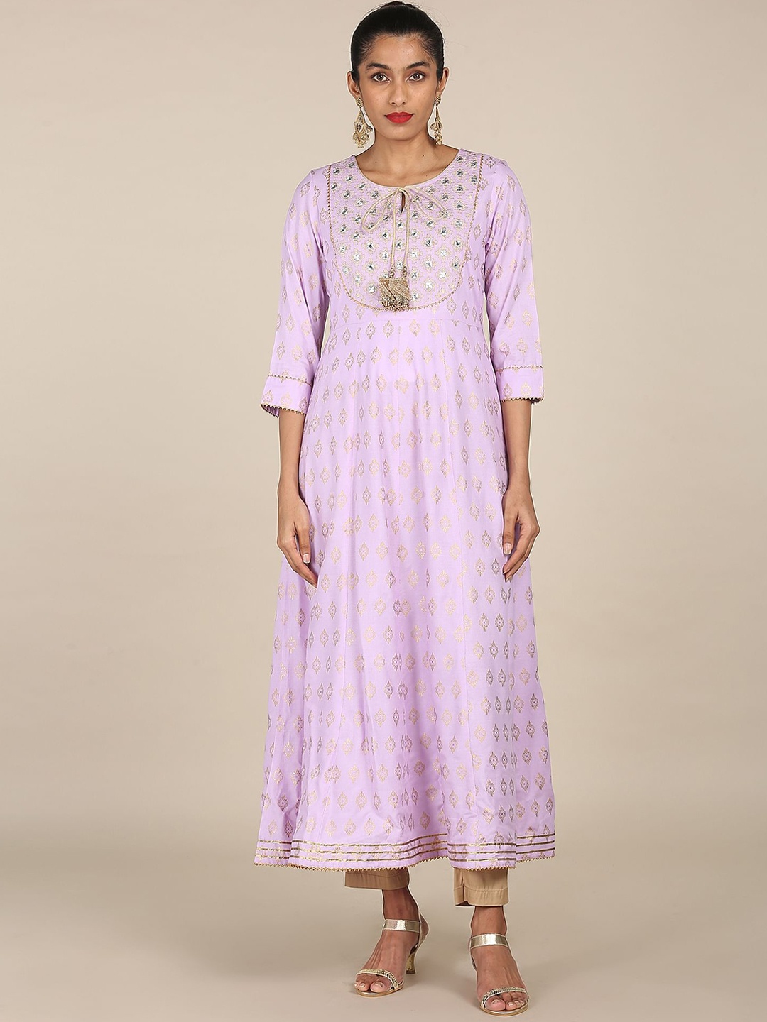 

Anahi Women Purple Floral Keyhole Neck Gotta Patti Anarkali Kurta
