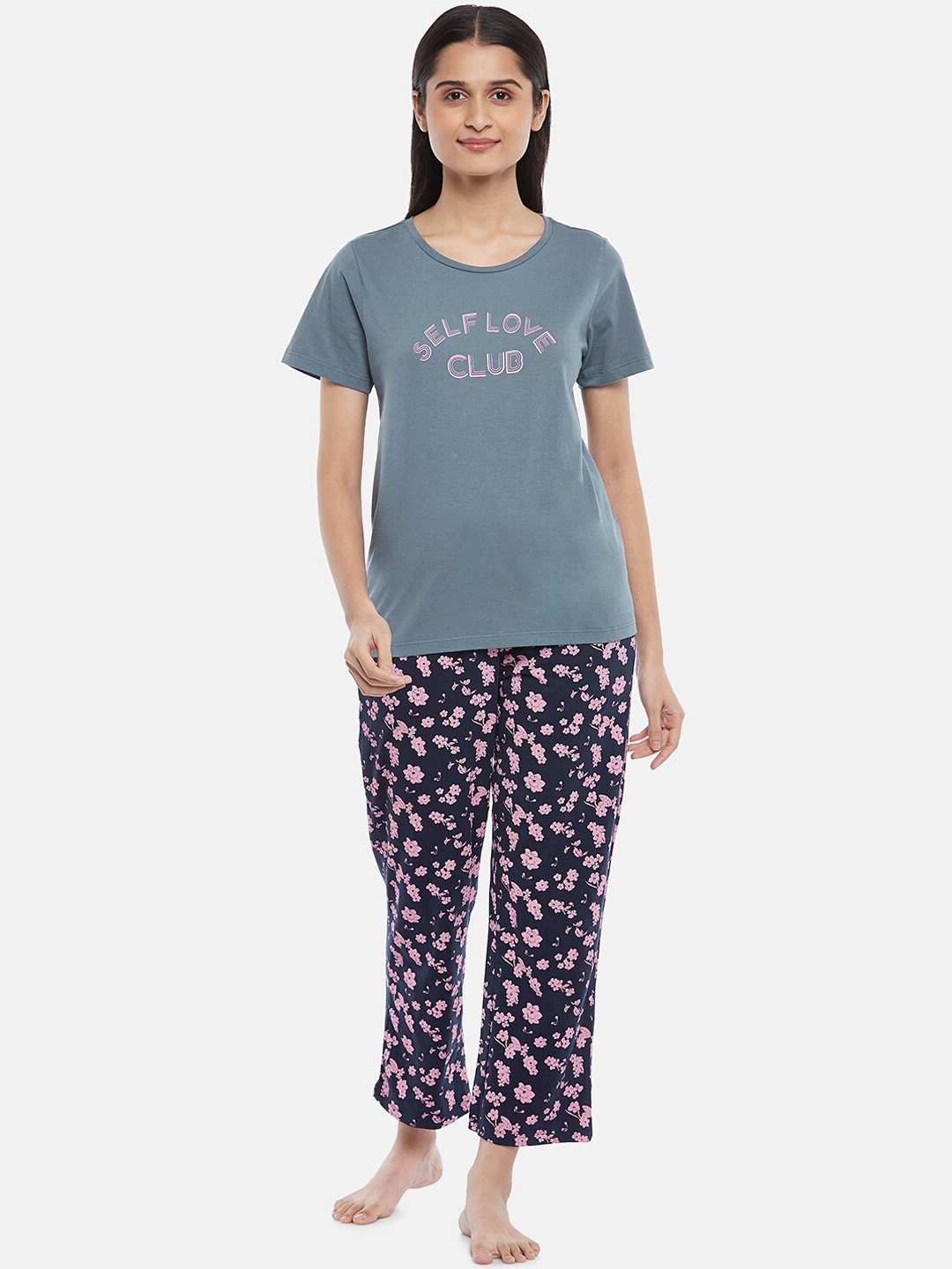 

Dreamz by Pantaloons Women Grey & Navy Blue Printed Pure Cotton Night suit