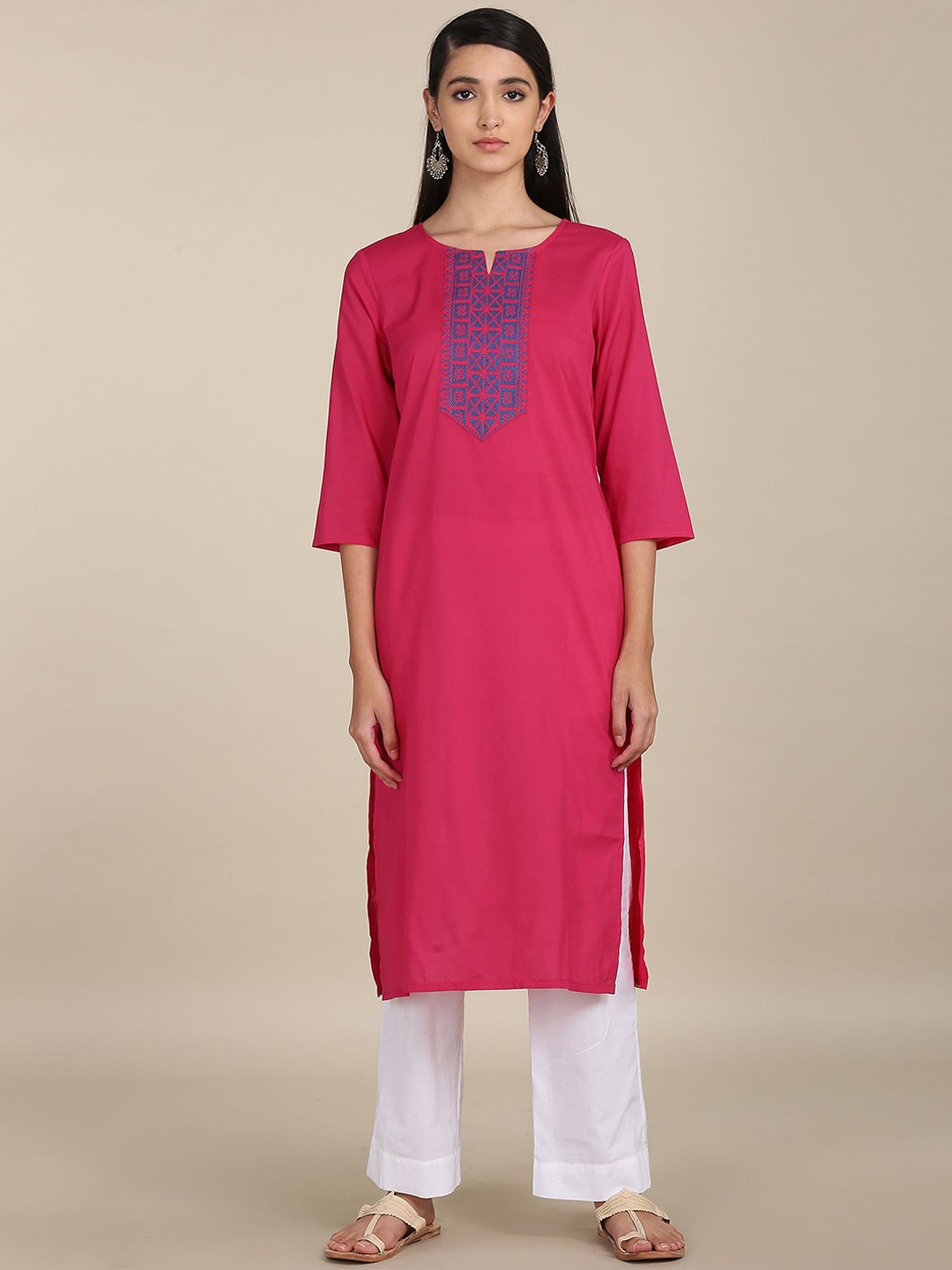 

Karigari Women Fuchsia & Blue Thread Work Cotton Kurta