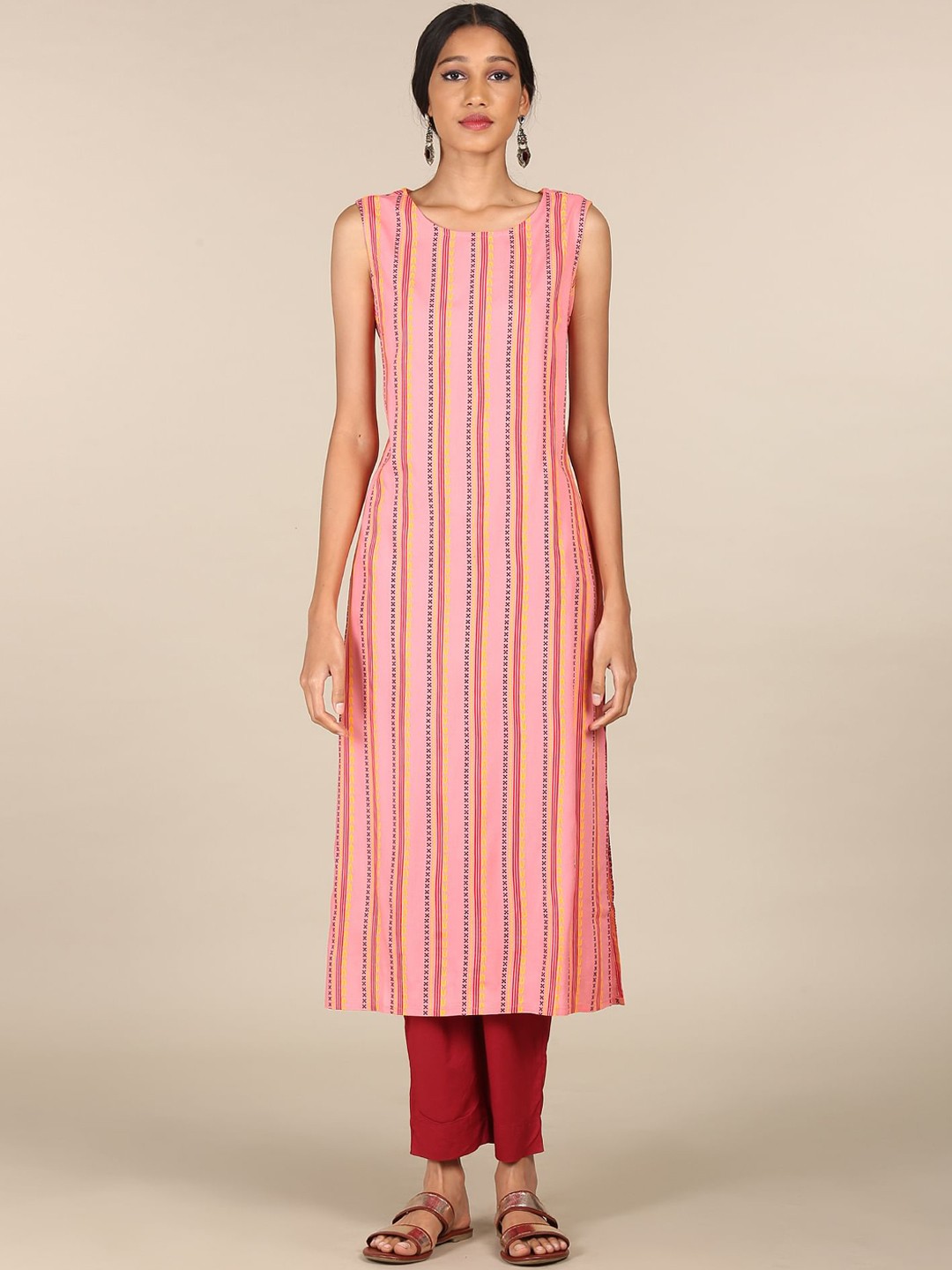 

Karigari Women Pink & Maroon Striped Kurta