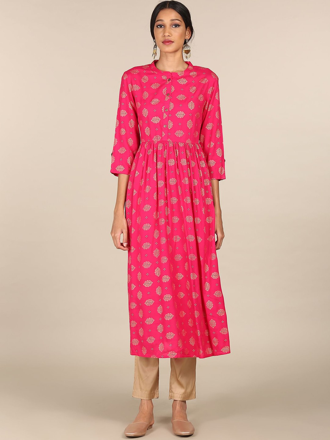 

Karigari Women Fuchsia Ethnic Motifs Printed Kurta
