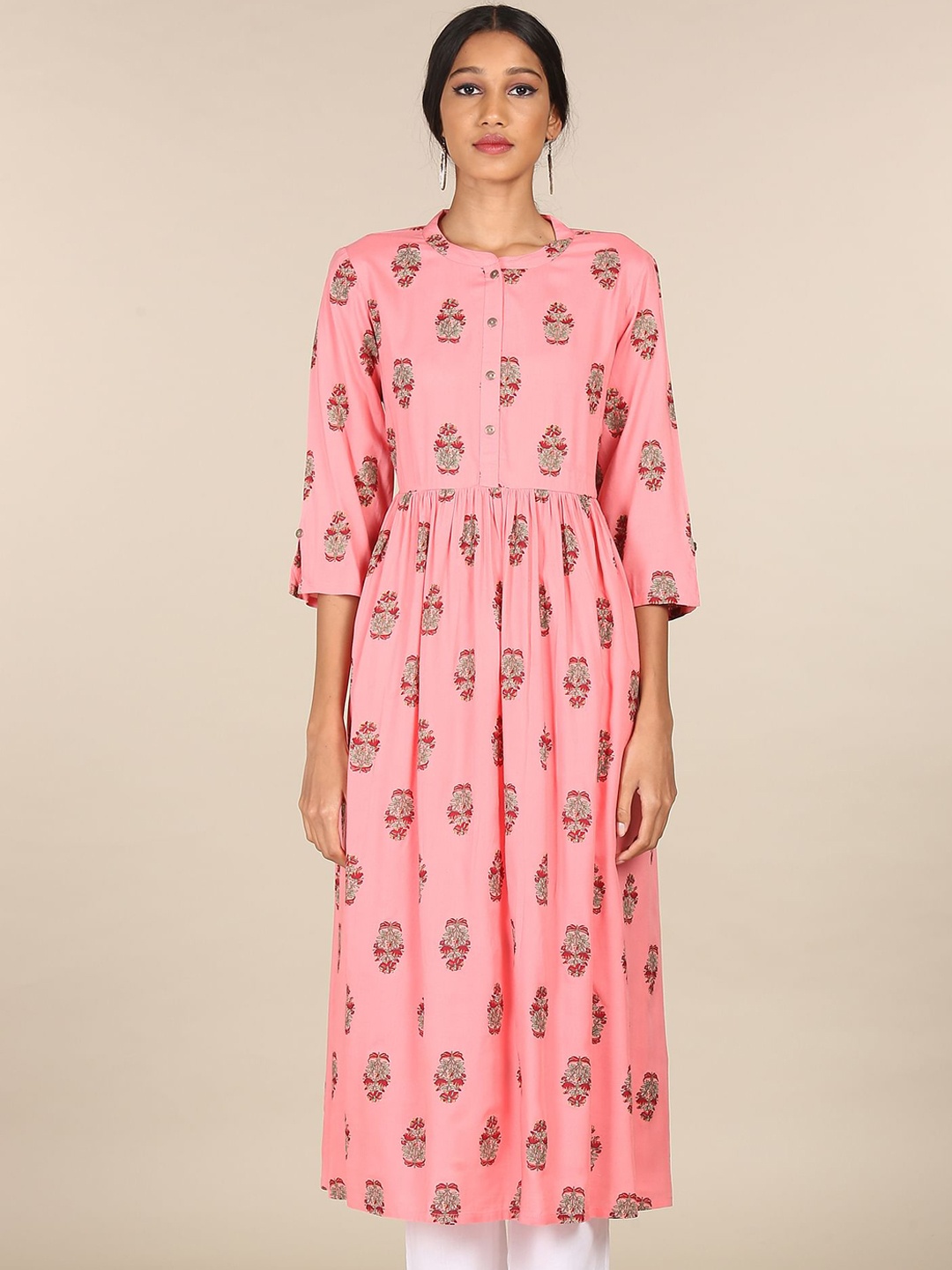 

Karigari Women Pink Floral Printed Cold-Shoulder Sleeves Thread Work Anarkali Kurta