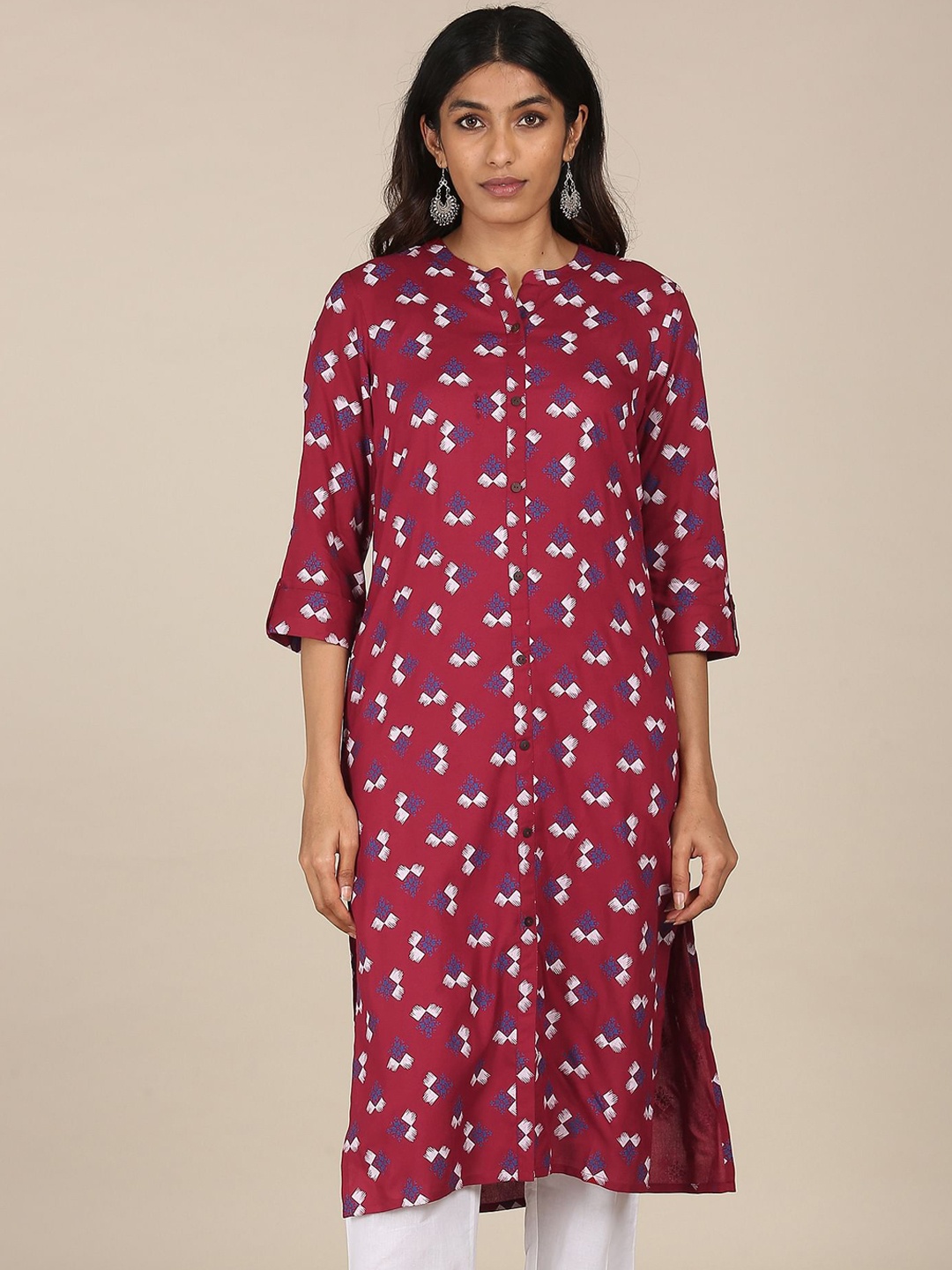 

Karigari Women Red Geometric Printed Kurta