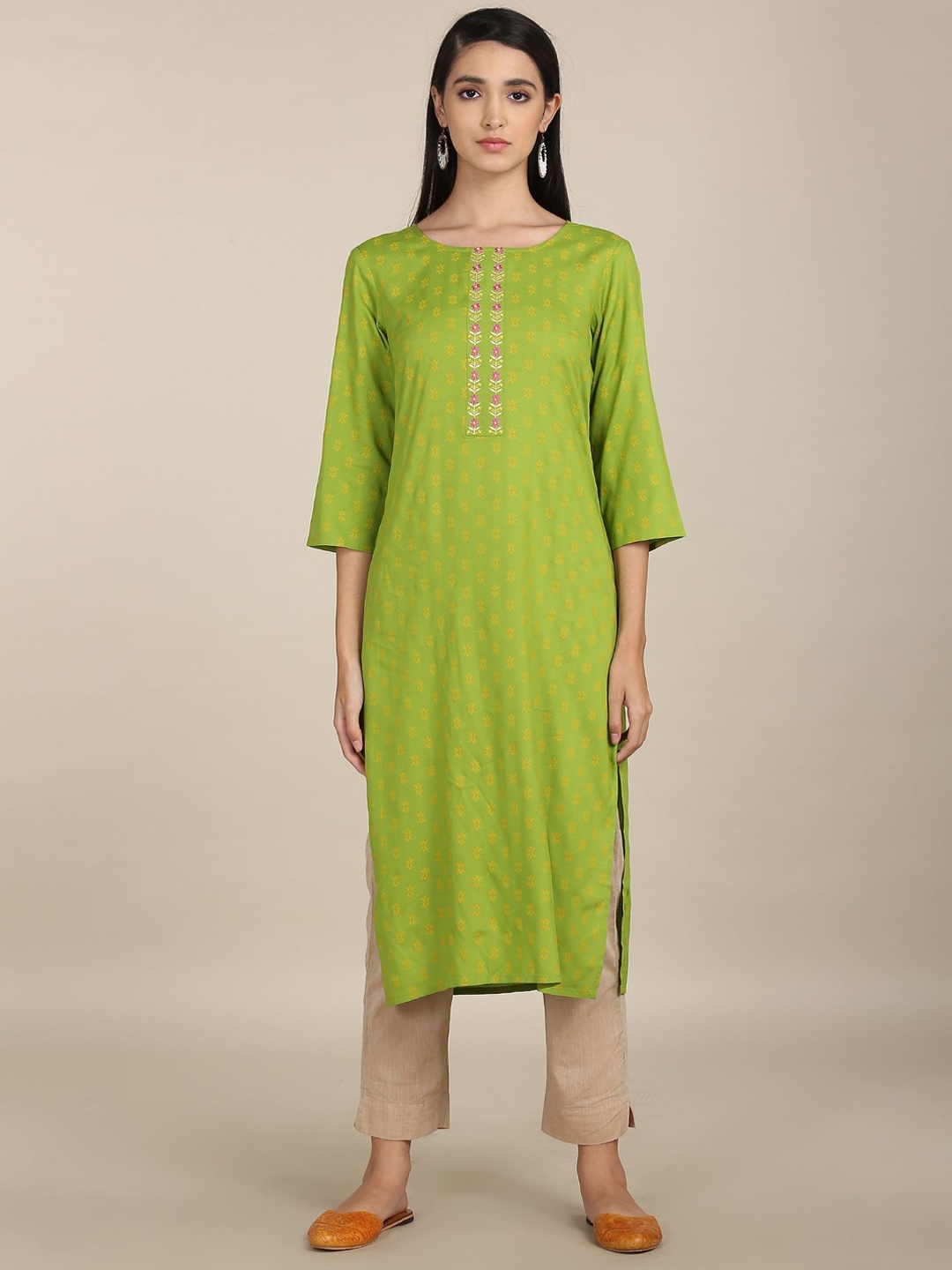 

Karigari Women Green Ethnic Motifs Thread Work Kurta