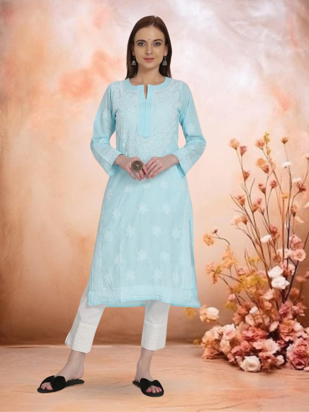 

PARAMOUNT CHIKAN Women Turquoise Blue Ethnic Motifs Embroidered Chikankari Kurta