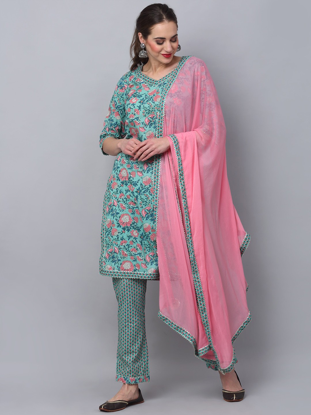 

Rudra Bazaar Women Teal Blue & Pink Gotta Patti Pure Cotton Kurta Set & With Dupatta