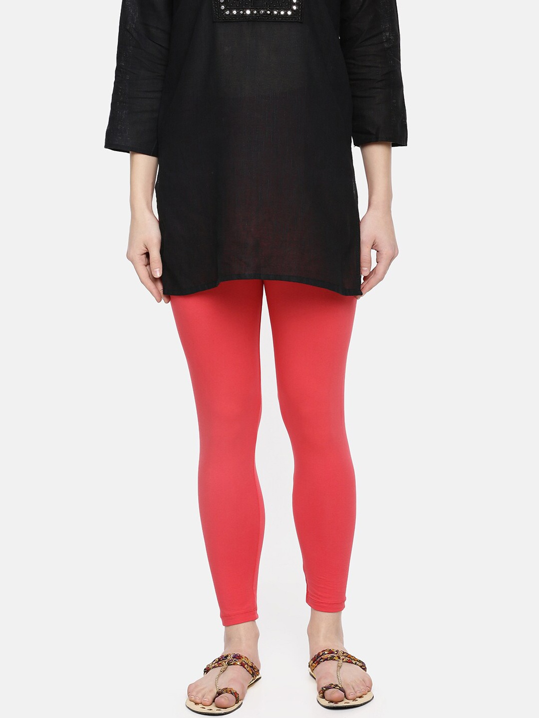 

Dollar Missy Women Red Solid Slim-Fit Cotton Ankle-Length Leggings