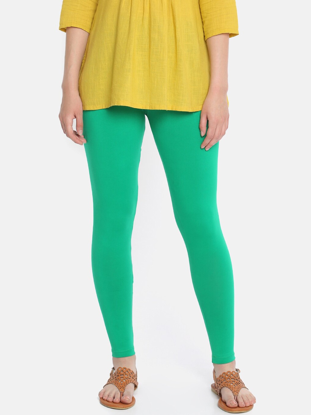

Dollar Missy Women Green Solid Slim-Fit Cotton Ankle-Length Leggings