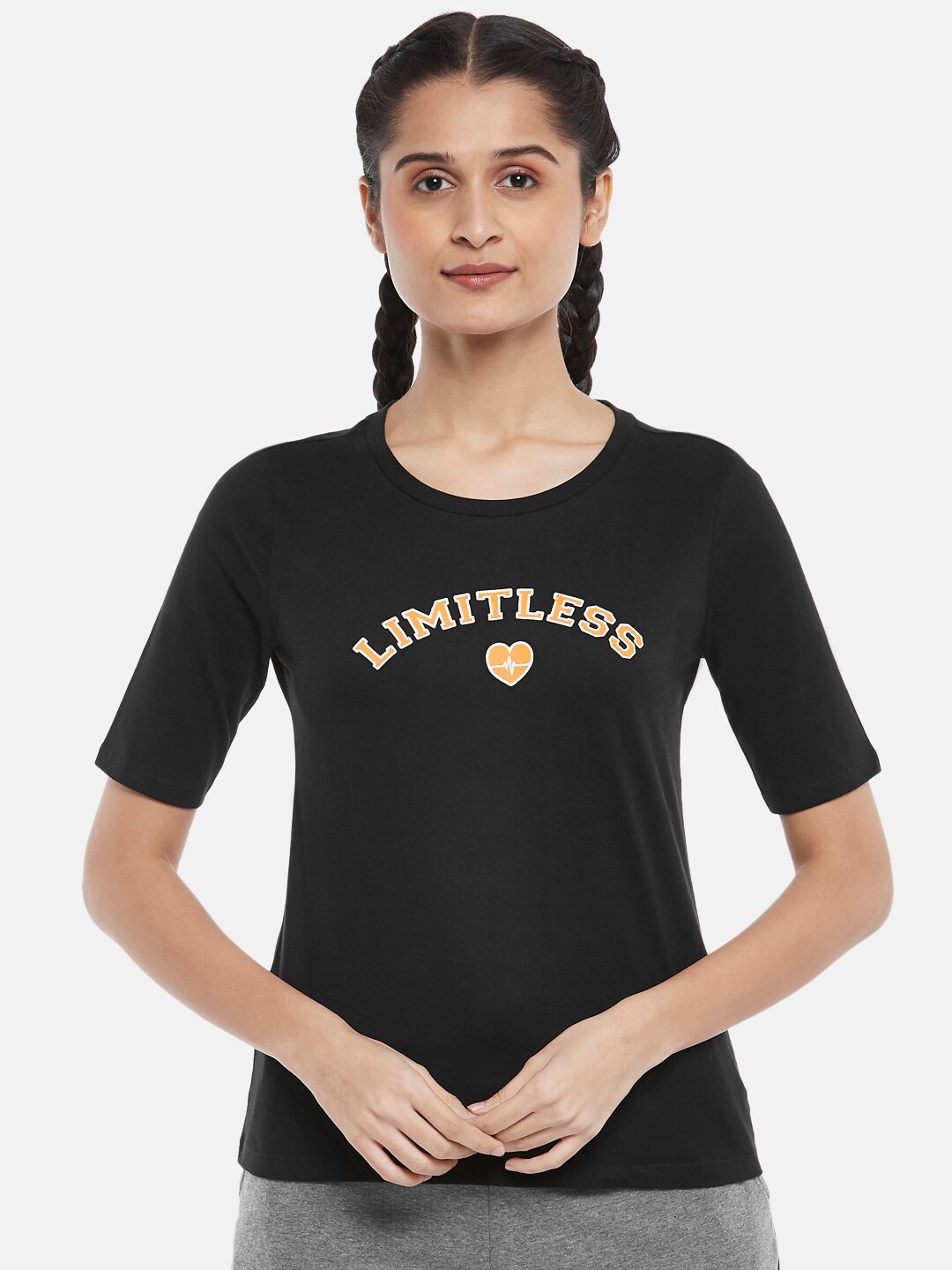 

Ajile by Pantaloons Black Printed T-shirt