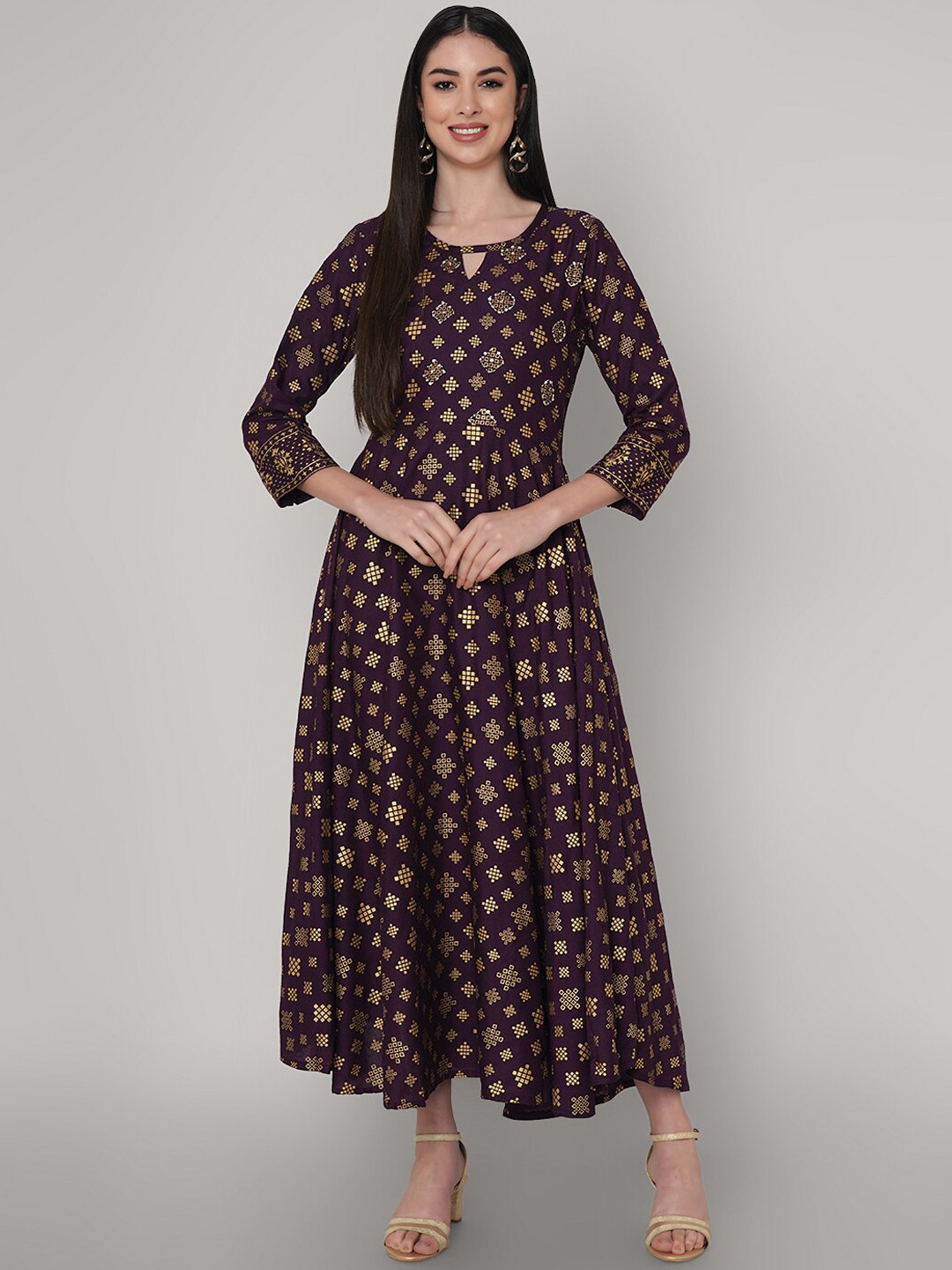 

ORTANGE Women Maroon Ethnic Motifs Printed Keyhole Neck Flared Sleeves Floral Handloom Anarkali Kurta
