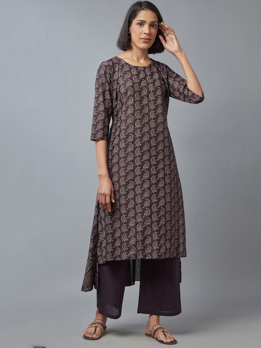 

W Women Brown & Grey Ethnic Motifs Printed Kurta