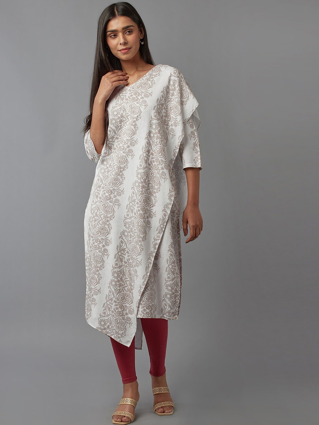 

W Women White Ethnic Motifs Printed Kurta