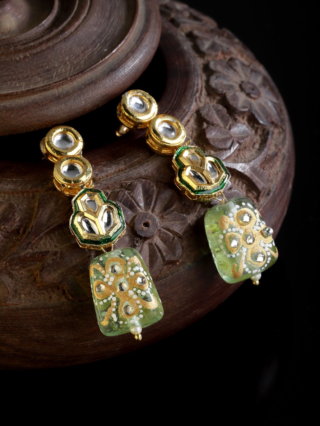 

DUGRISTYLE Green & Gold Plated Kundan Sterling Silver Classic Jhumkas Earrings