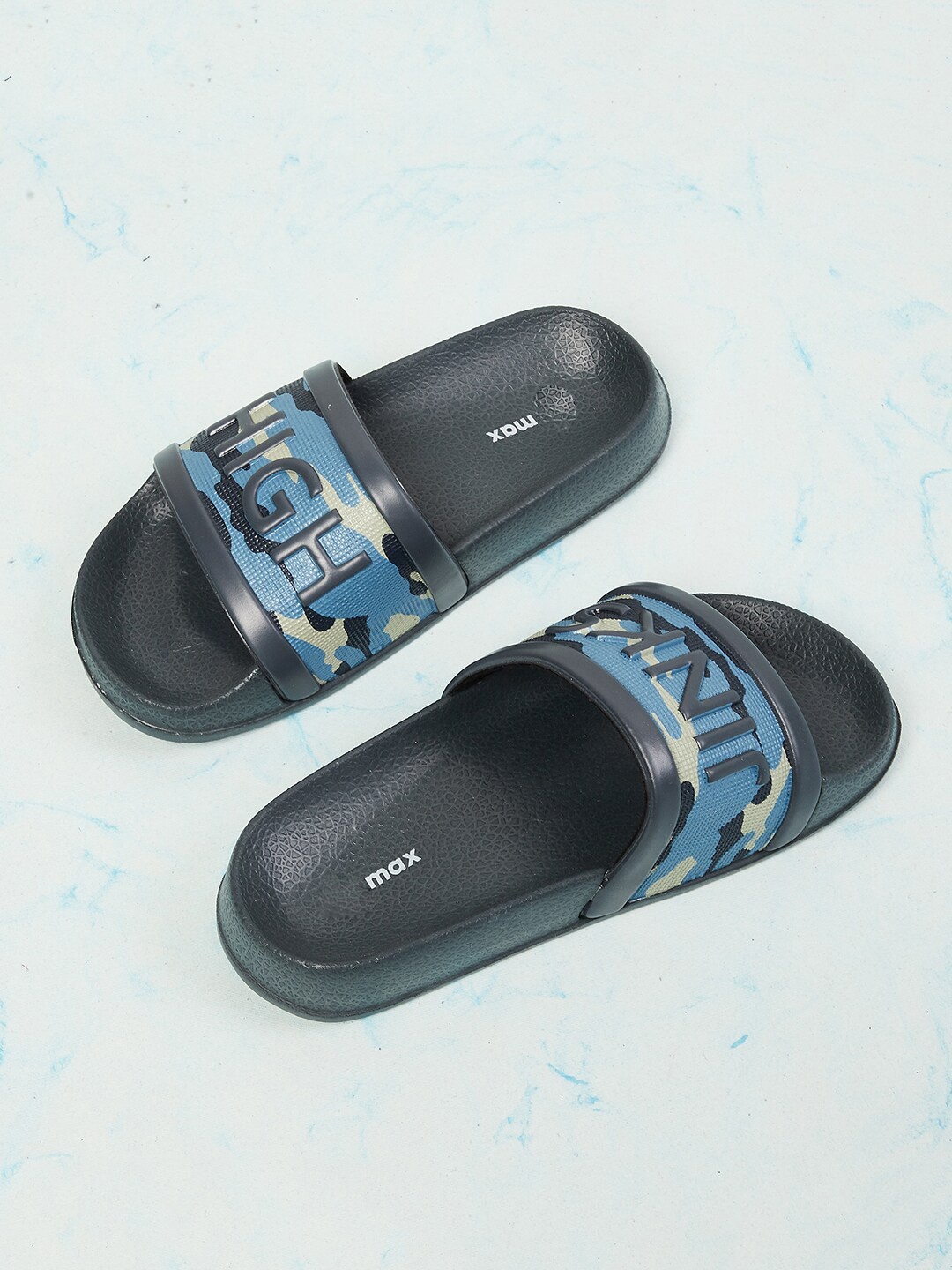 

max Boys Charcoal Grey & Blue Printed Sliders