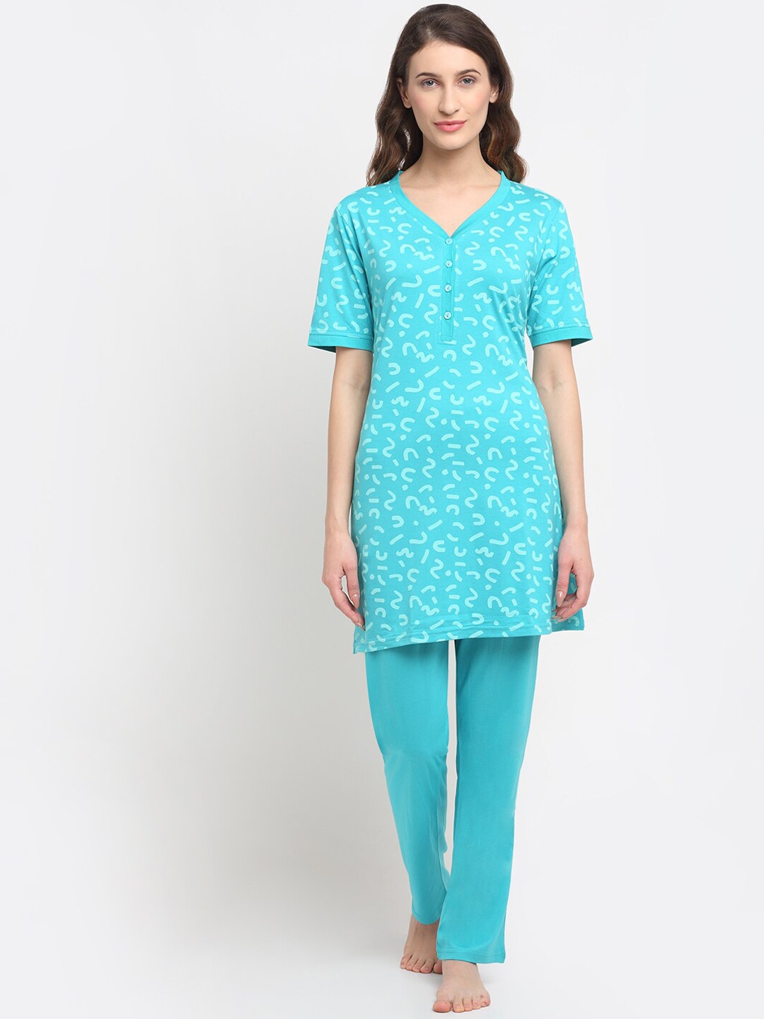 

Kanvin Women Turquoise Blue Printed Night suit