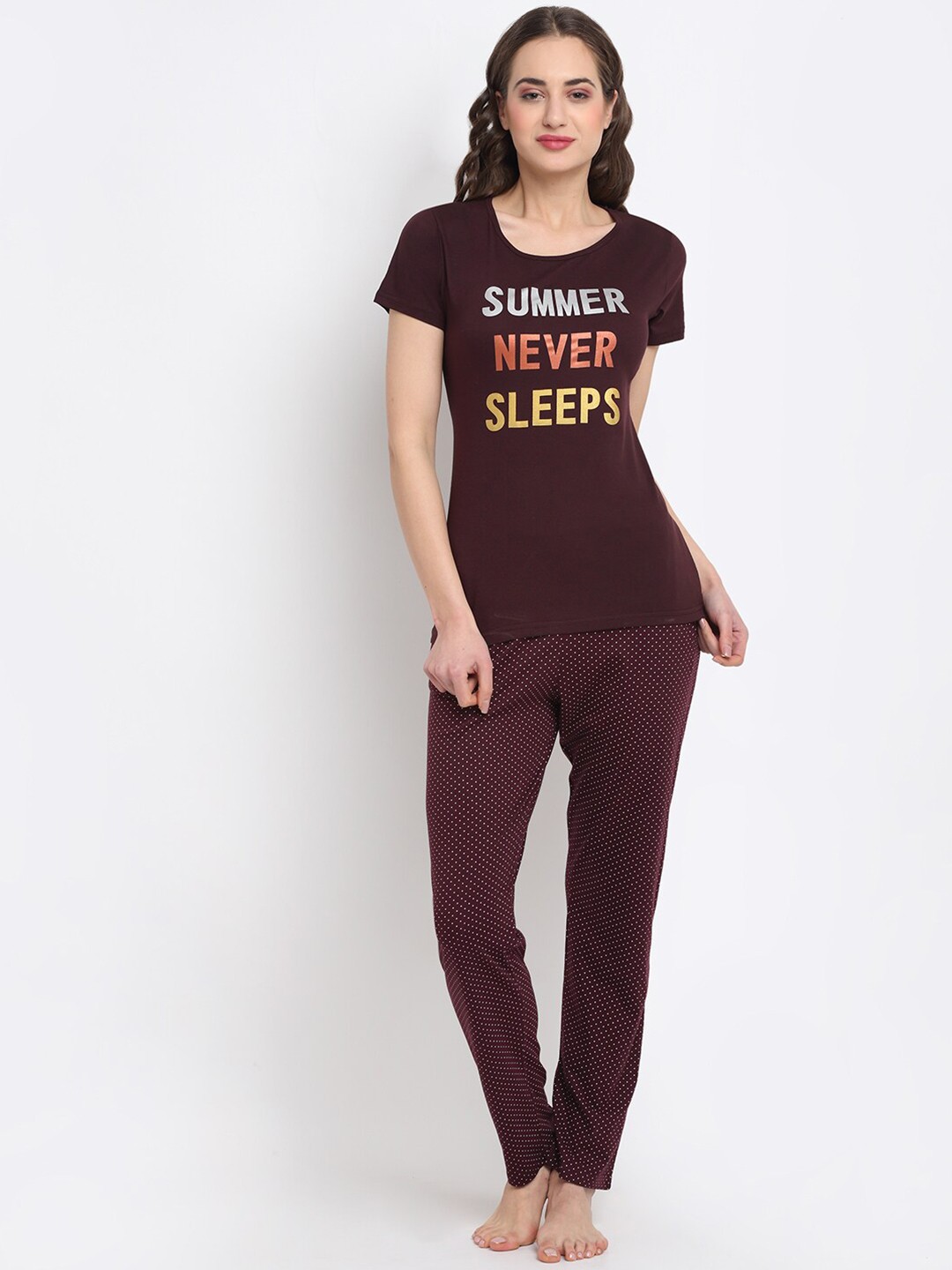 

Kanvin Women Brown Printed Night suit