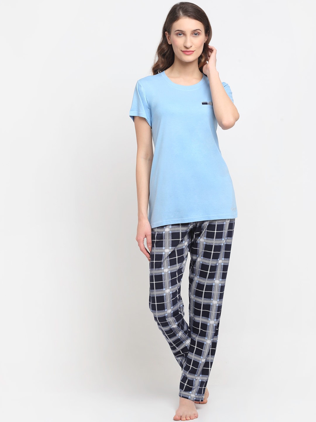 

Kanvin Women Blue & Black Pure Cotton Night suit