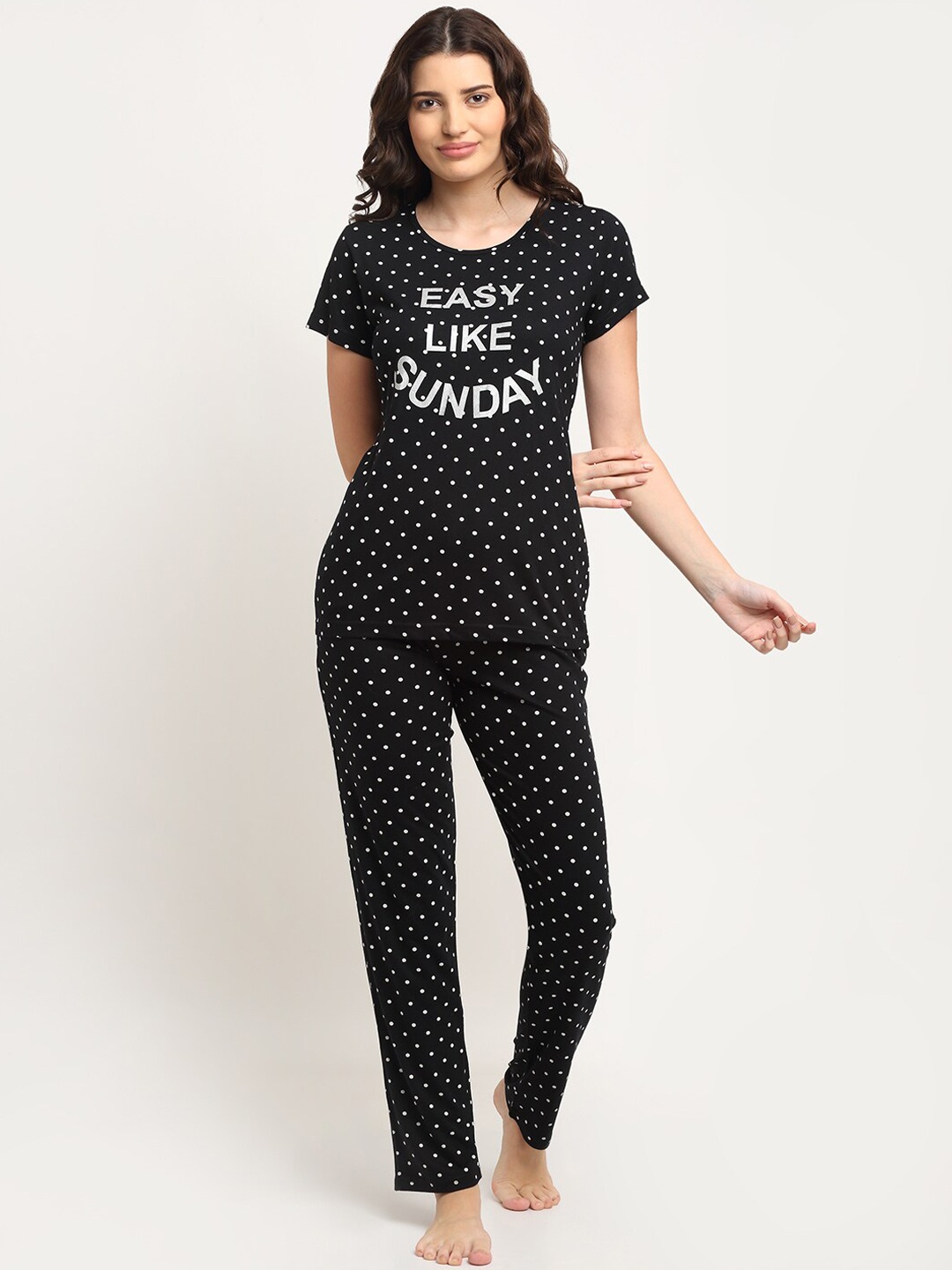 

Kanvin Women Black & White Polka Dots Printed Pure Cotton Night suit