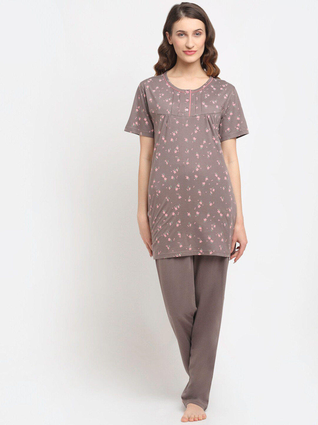 

Kanvin Women Brown & Pink Floral Printed Night Suit