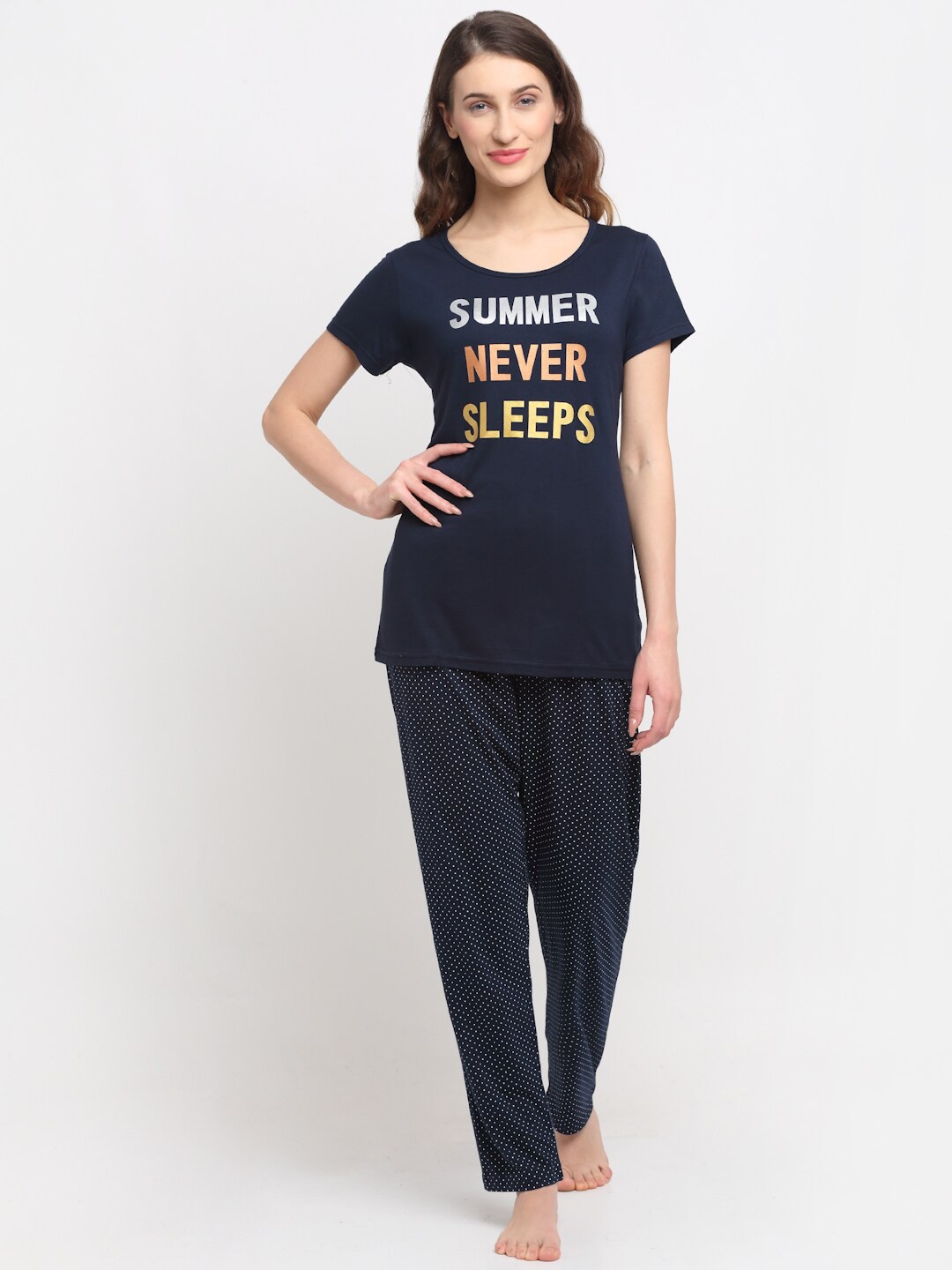 

Kanvin Women Navy Blue & White Typography Printed Night suit