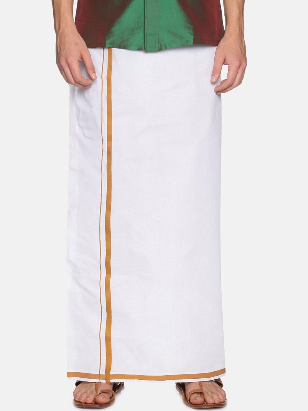 

Chennis Men White Solid Pure Cotton Dhoti