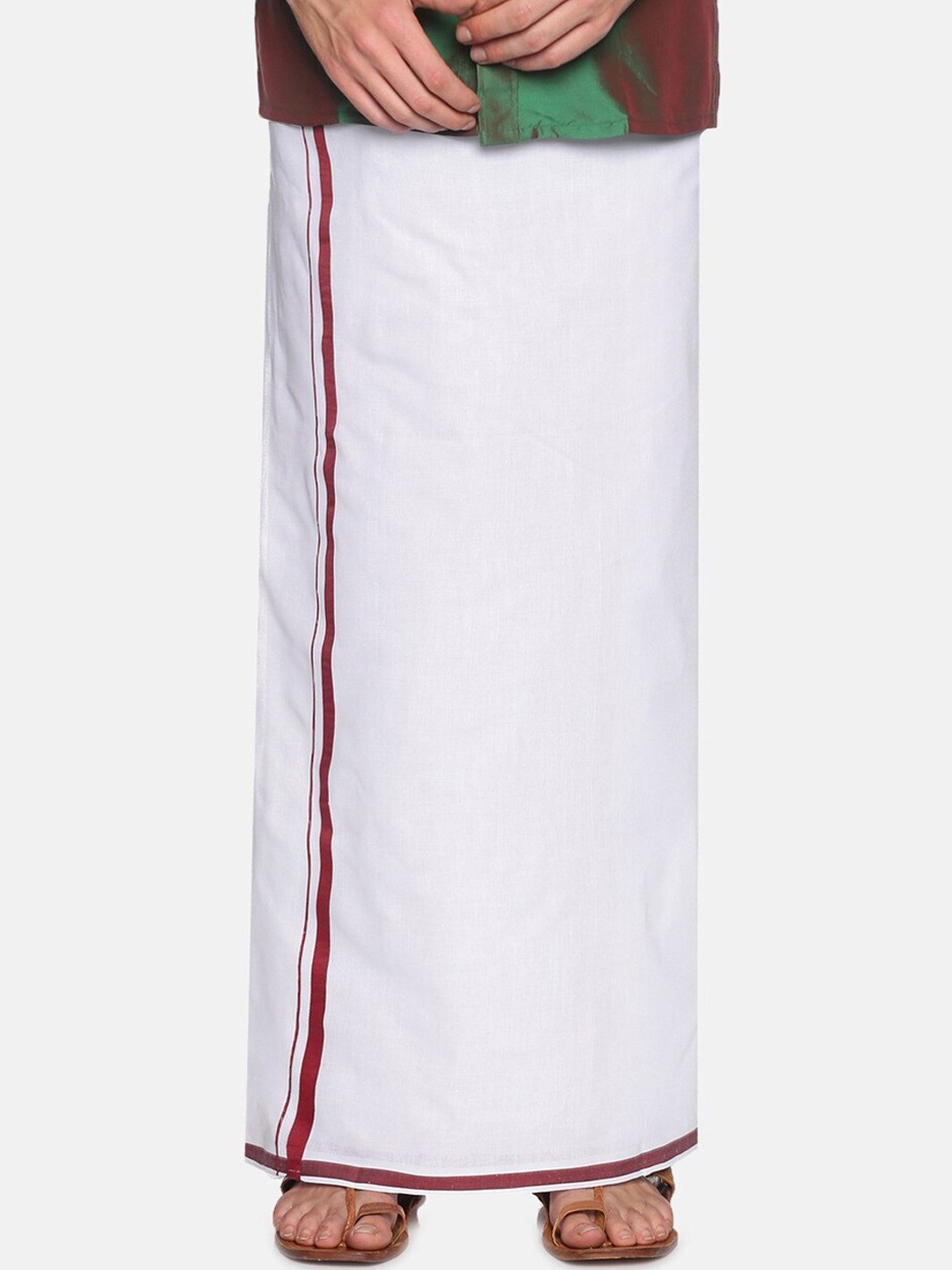 

Chennis Men White & Maroon Solid Pure Cotton Dhoti