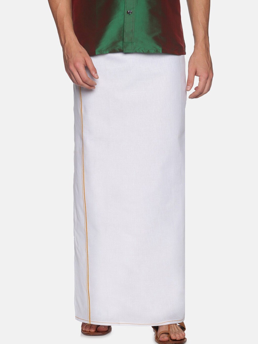

Chennis Men White Solid Pure Cotton Dhoti