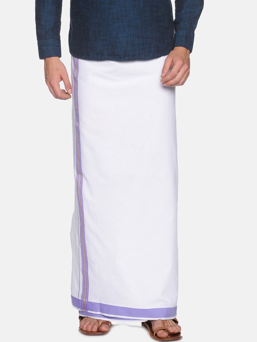 

Chennis Men White Solid Pure Cotton Dhotis