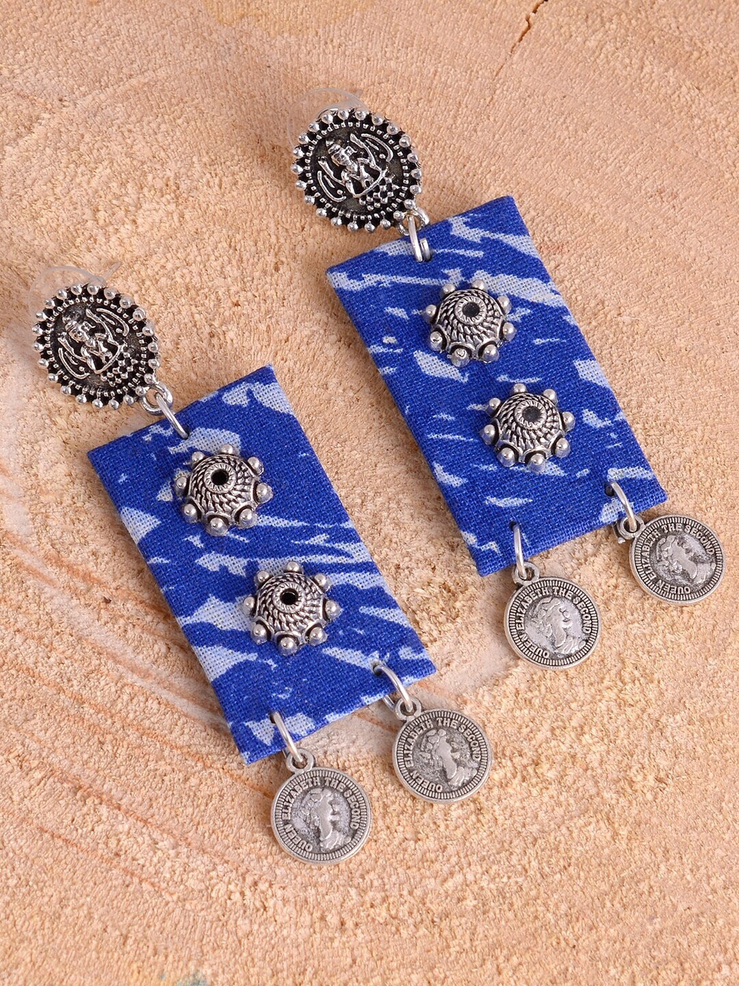 

kashwini Silver-Toned & Blue Contemporary Drop Earrings