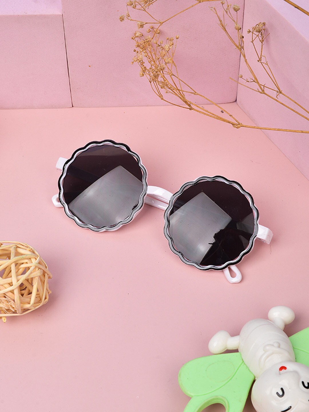 

POPLINS Unisex Kids Black Lens & White Round Sunglasses with UV Protected Lens