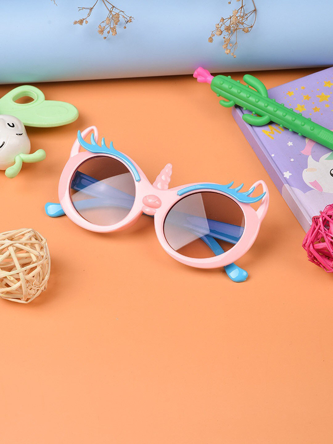 

POPLINS Unisex Kids Purple Lens & Pink Cateye Sunglasses with UV Protected Lens GG-1052-D