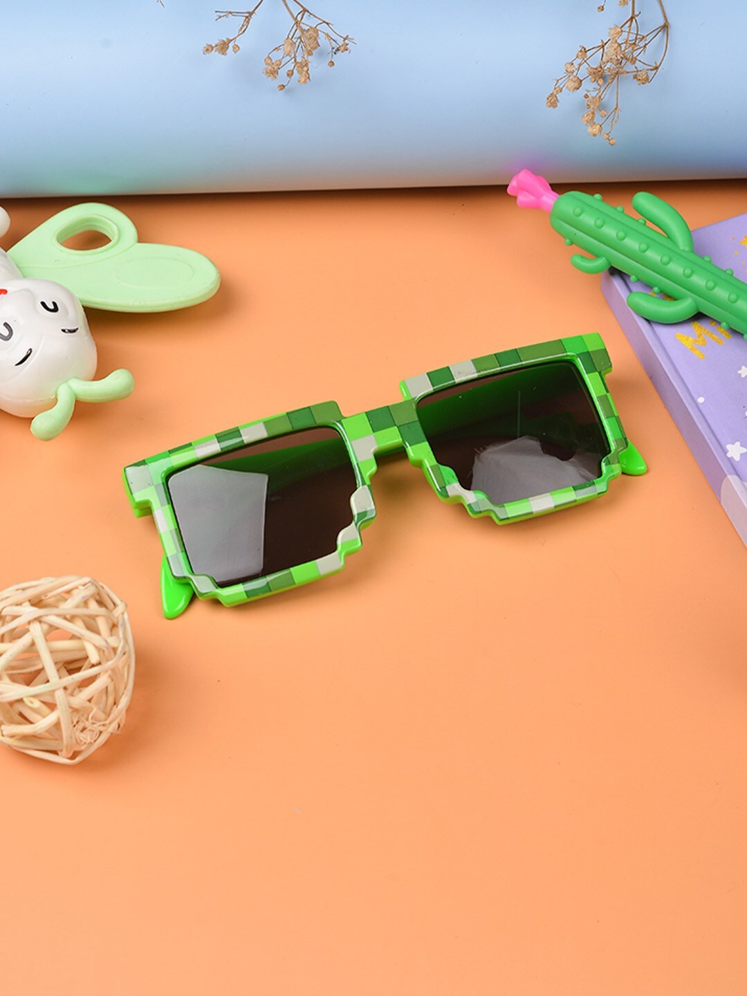

POPLINS Unisex Kids Black Lens & Green Square Sunglasses with UV Protected Lens GG-1049