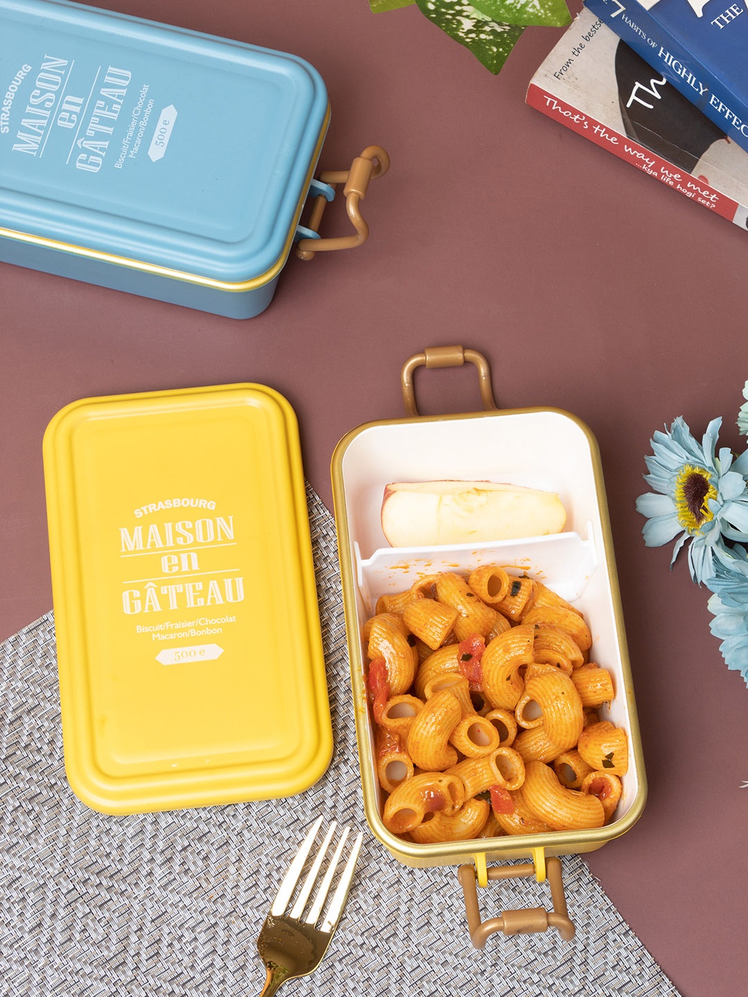 

MARKET99 Mustard Yellow Plastic Lunch Box