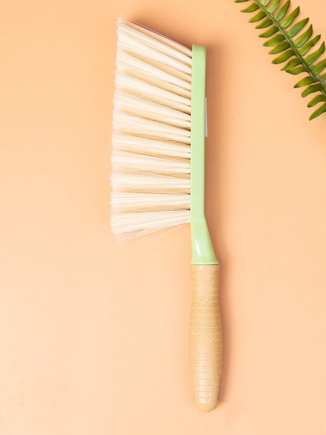 

MARKET99 Green Carpet Brush
