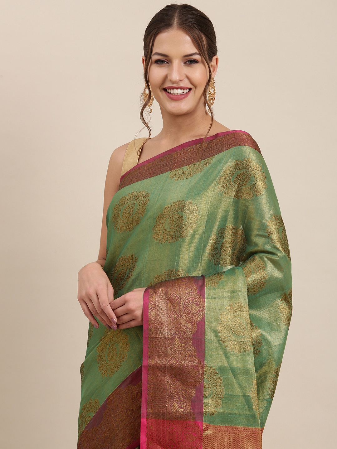 

PERFECTBLUE Green & Gold Ethnic Motifs Silk Blend Kanjeevaram Saree