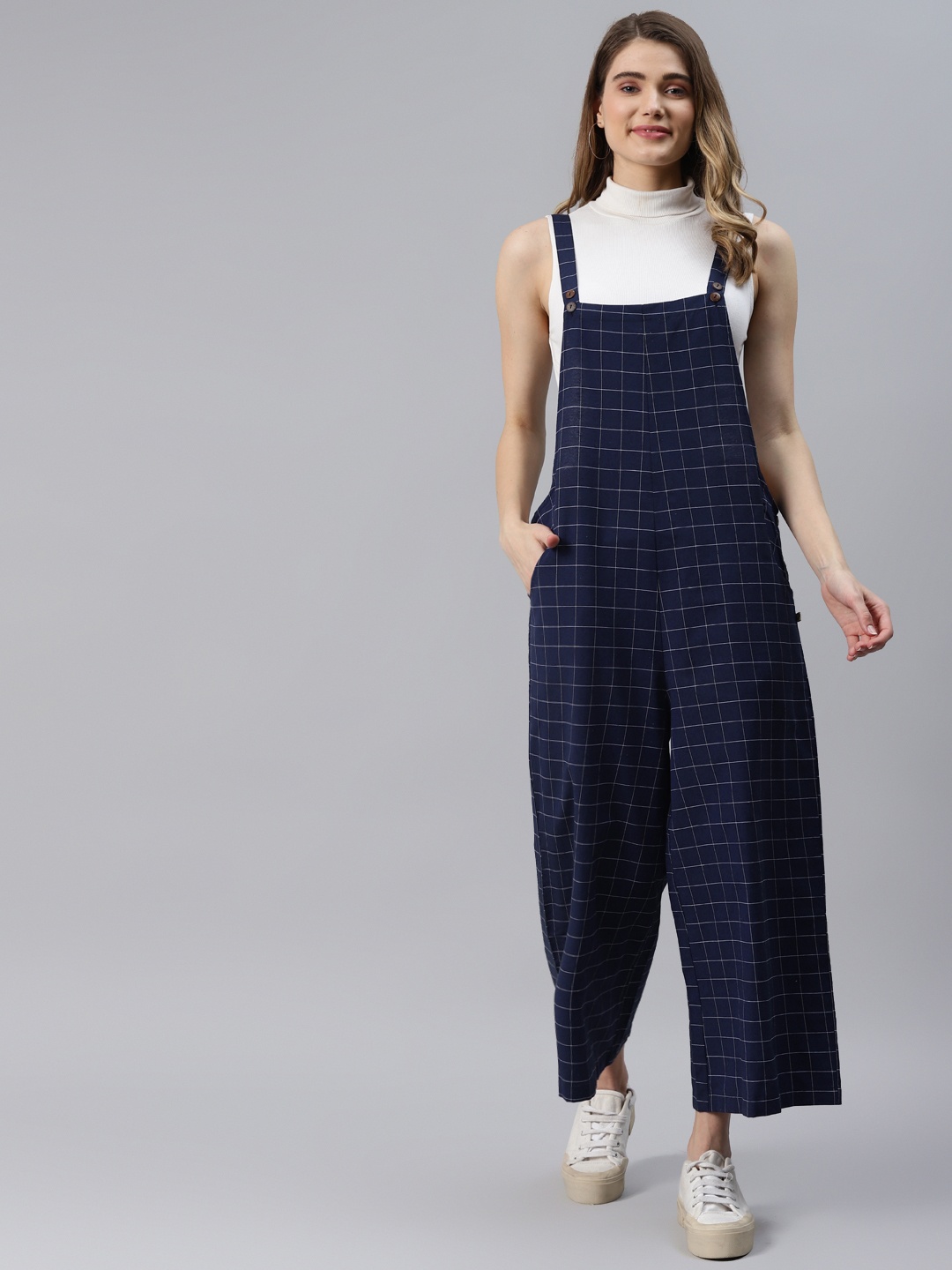 

FABNEST Women Blue & White Window Pane Checked Pure Cotton Loose Fit Dungarees, Navy blue