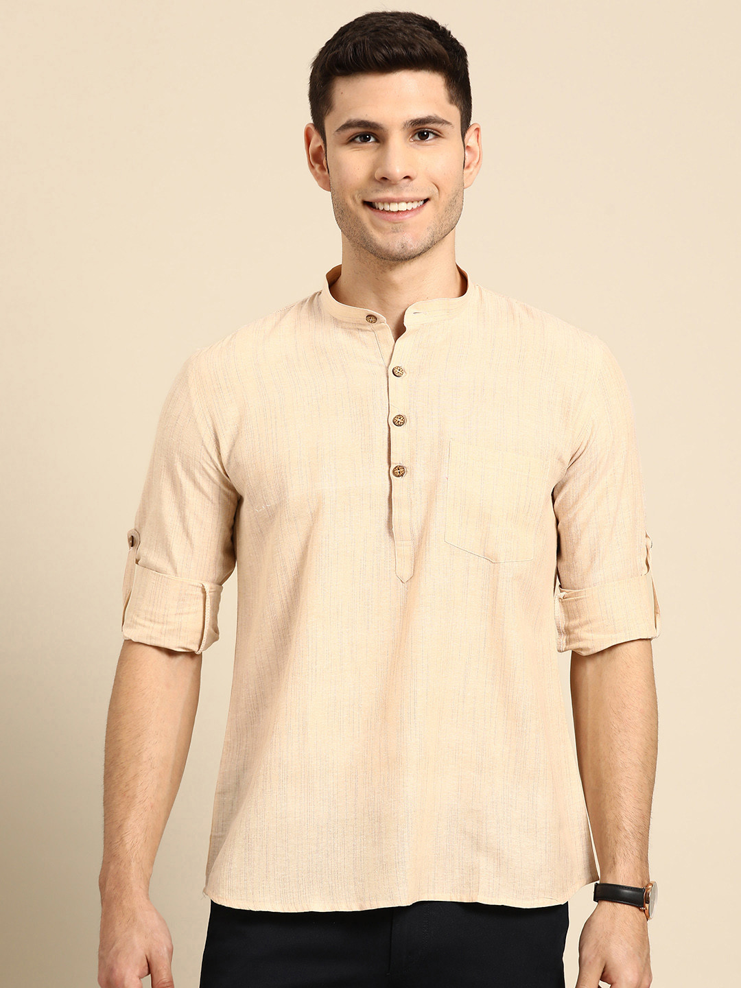 

RAJUBHAI HARGOVINDAS Men Beige Pure Cotton Handloom Short Kurta